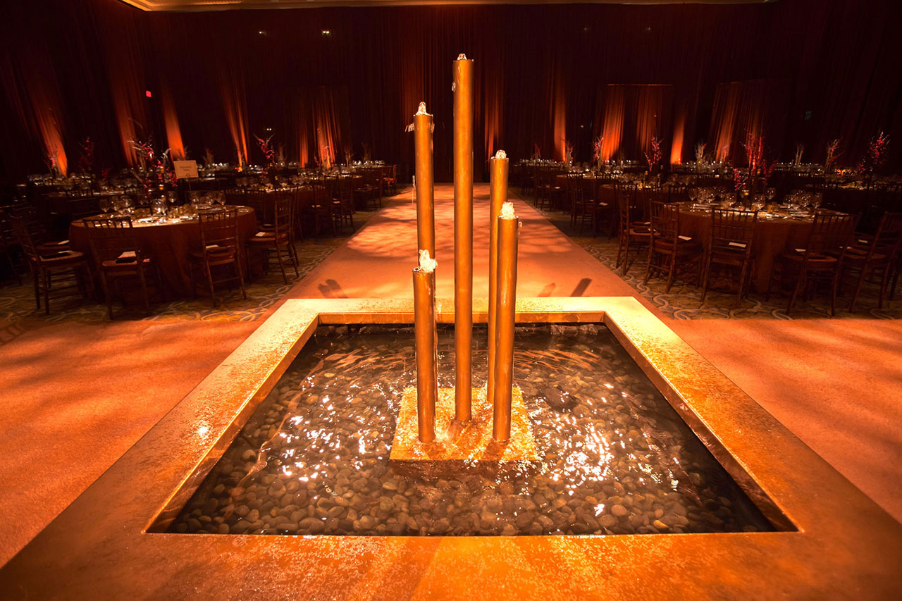 Elegant Corporate Holiday Party for Seven Hundred